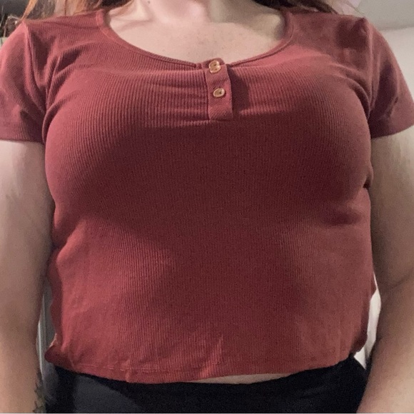 Women's Ribbed Button-Front Top - Rust - Picture 1 of 2
